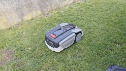 image client 1 Robot Tondeuse sans fil Sunseeker S5 AWD