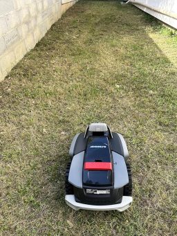 image client 1 Robot Tondeuse Autonome Sunseeker V3