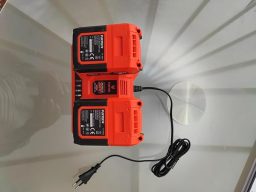 image client 1 Tondeuse À Gazon sans fil Fuxtec E2RM37 Set Batteries et Chargeur