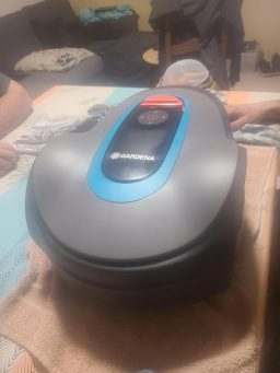 image client 1 Tondeuse Robot Gardena SILENO Life (15103 26)