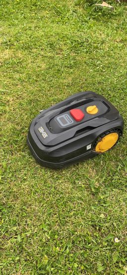 image client 2 Tondeuse Robot LANDXCAPE LX799