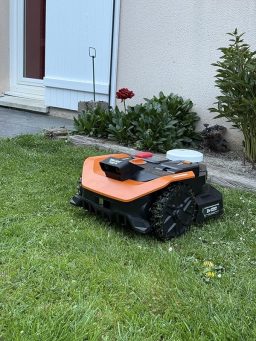 image client 2 Robot Tondeuse Worx Vision Cloud 2Wd Wr308E