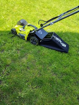 image client 3 Tondeuse sans fil Ryobi Rlm36x41h50pg