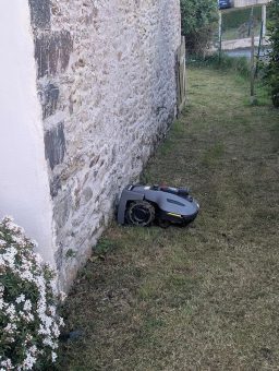 image client 4 Robot Tondeuse Mammotion YUKA Mini 2 500