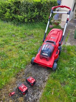 image client 5 Tondeuse À Gazon Einhell Rasarro 36-42 Kit Power X Change
