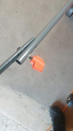 image client 5 Tondeuse À Gazon Black+Decker BEMW351 QS