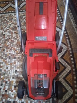 image client 6 Tondeuse sans fil Einhell GE CM 18-33 Li Solo Power X Change