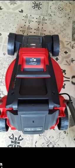 image client 6 Tondeuse À Gazon sans fil Einhell GE CM 18-30 Li Kit Power X Change
