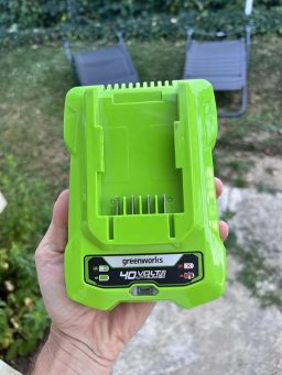 image client 6 Tondeuse À Gazon sans fil Greenworks G40LM41K2X
