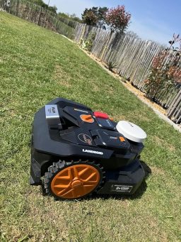 image client 6 Robot Tondeuse WORX Vision Cloud 2WD WR304E