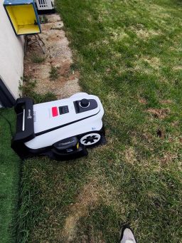 image client 9 Robot Tondeuse Ecovacs GOAT A1600 LiDAR PRO Care Kit