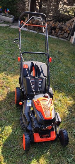 image client 9 Tondeuse Thermique Autotractée Fuxtec FX RM4646