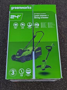 image client 9 Tondeuse À Gazon Électrique Greenworks GD24LM33LT25K4