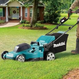 Image du fabricant 2 du Makita Tondeuse autotractée 53 cm