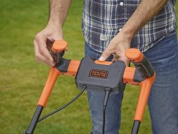 Image du fabricant 8 du Black+Decker Tondeuse Filaire 1600W